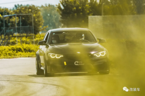 一套避震就要5萬多,全身狠貨的寶馬M3 F80惹不起 一套避震就要5萬多,全身狠貨的寶馬M3 F80惹不起