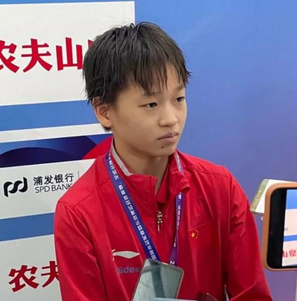 杏哥被陳艾森抱著轉圈圈又和謝思埸一起搖擺，奧運前緊張成乾飯王