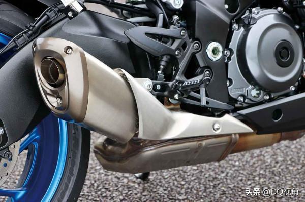 水冷四缸150馬力，車頭堆疊大燈設計更狂野，鈴木GSX-S1000街車