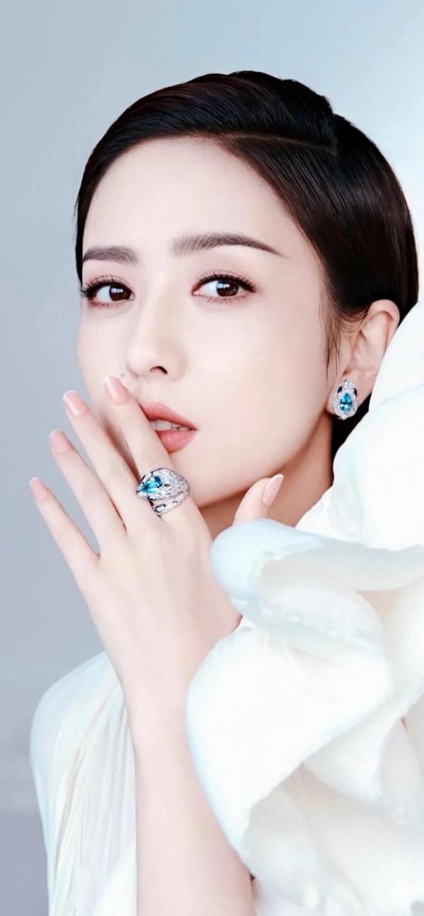 佟麗婭是真的美，記得收藏哦