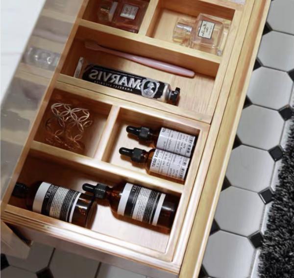 我踩雷了!這種浴室櫃真的太雞肋了!誰買誰後悔 我踩雷了!這種浴室櫃真的太雞肋了!誰買誰後悔