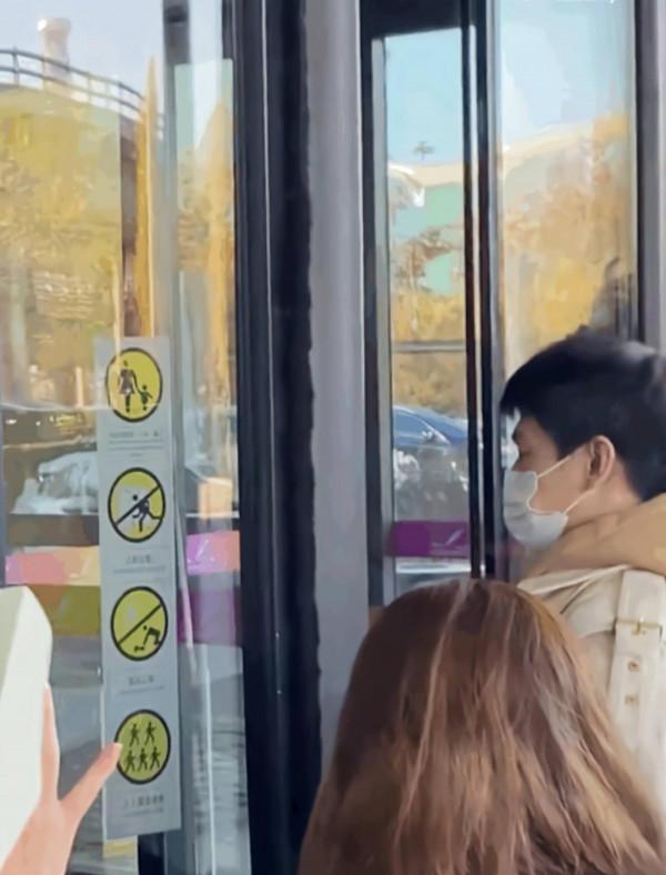 只有整容才能變臉？這些逆襲的男星，完美詮釋了“無痛變帥”