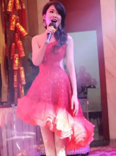 52歲的梁小冰走到今天,該怪誰呢?成於“港姐”,敗於自己? 52歲的梁小冰走到今天,該怪誰呢?成於“港姐”,敗於自己?