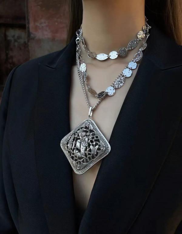 SS22中國國際時裝週 | 愛獲“重生”,來自珠寶的治癒力量 SS22中國國際時裝週 | 愛獲“重生”,來自珠寶的治癒力量