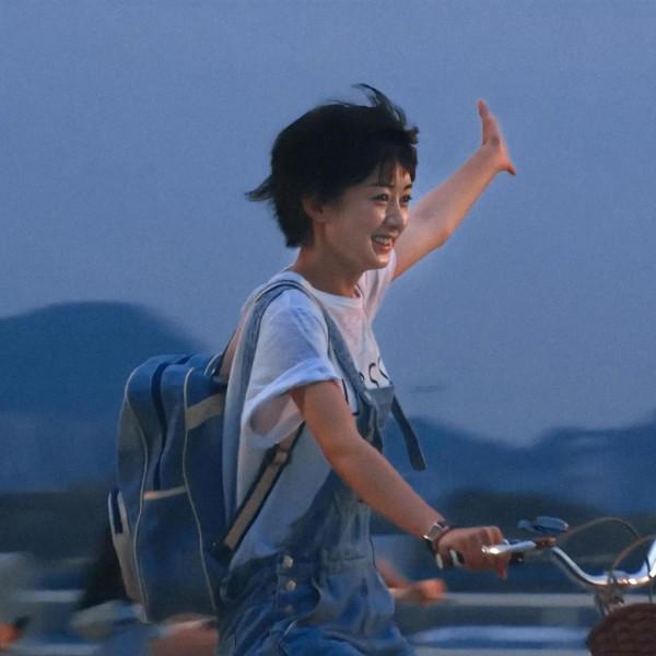 趙麗穎頭像＆桌布，可甜可酷我穎寶