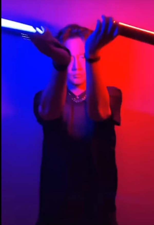 明星光劍變身哪家強？倪虹潔秀肌肉，辛芷蕾搞笑，肖戰無效換裝