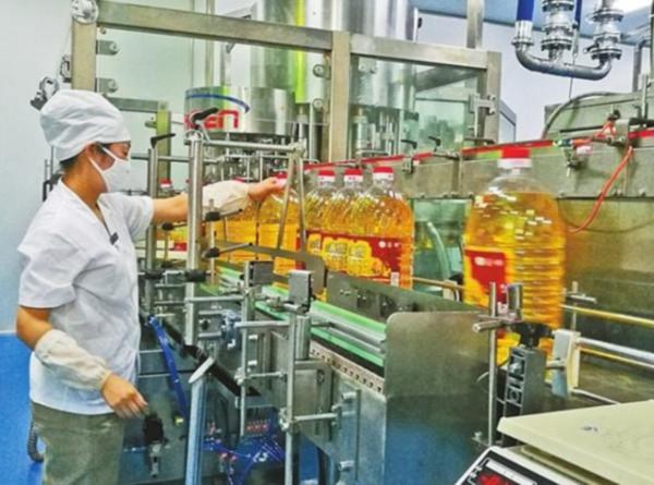 公務員放棄鐵飯碗，靠糧油發家、年入幾百億，成濱州市第二富豪