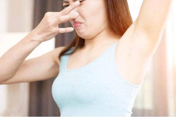 女性朋友日常做好4件事，或能遠離&OpenCurlyDoubleQuote;老年臭&rdquo;，一起來了解一下