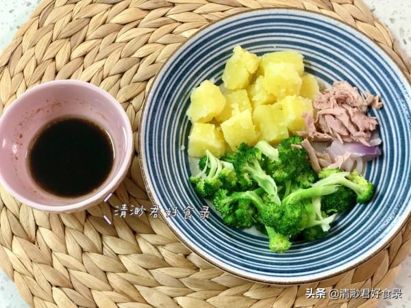 中秋佳節團圓飯,8菜1湯1主食,簡單家常都好吃,宴客自食兩相宜 中秋佳節團圓飯,8菜1湯1主食,簡單家常都好吃,宴客自食兩相宜