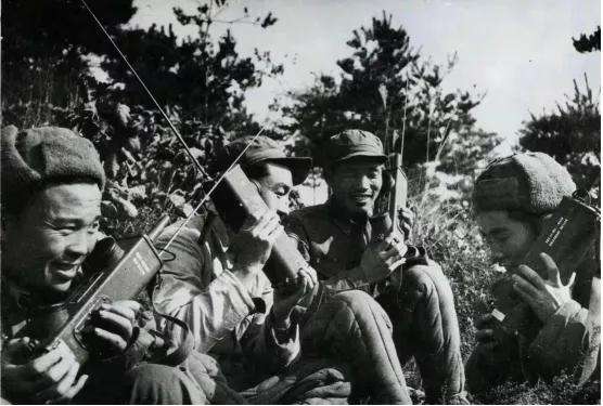 志願軍走丟一個營急壞眾人，首長得知具體位置後大喜：你們立功了