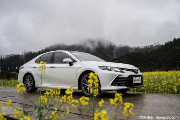 德系車不香了?這臺豐田王牌家轎,6月賣得比朗逸還火! 德系車不香了?這臺豐田王牌家轎,6月賣得比朗逸還火!