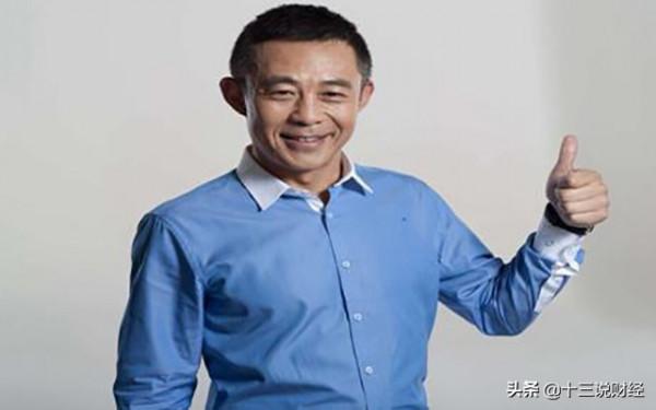 兩任前妻70後,情人80後,三婚又娶白富美,過得比演戲還精彩 兩任前妻70後,情人80後,三婚又娶白富美,過得比演戲還精彩