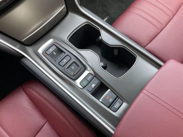 新雅閣有哪些變化?從諾基亞到蘋果的飛躍! 新雅閣有哪些變化?從諾基亞到蘋果的飛躍!