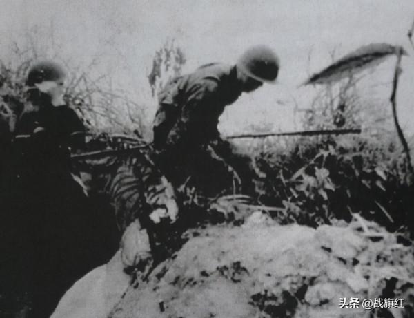 老山二等功臣回憶：衝上高地一看，不見越軍人影，躲哪去了？