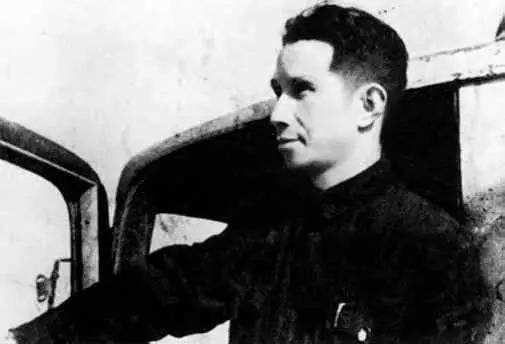 粟裕戰略思想從何來？源自一位偉人，源自一線作戰，源自一本古書