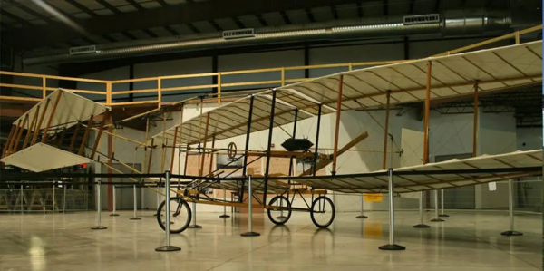 如果你對外太空和UFO充滿好奇,加拿大這些地方一定可以滿足你 如果你對外太空和UFO充滿好奇,加拿大這些地方一定可以滿足你