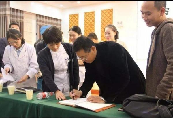 雷殿生:成為自唐朝以來首次走出羅布泊的人,後把經歷出書獲大賣 雷殿生:成為自唐朝以來首次走出羅布泊的人,後把經歷出書獲大賣