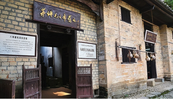 54年賀敏學進京見毛澤東，毛澤東囑咐：讓子珍安心治病，好好生活