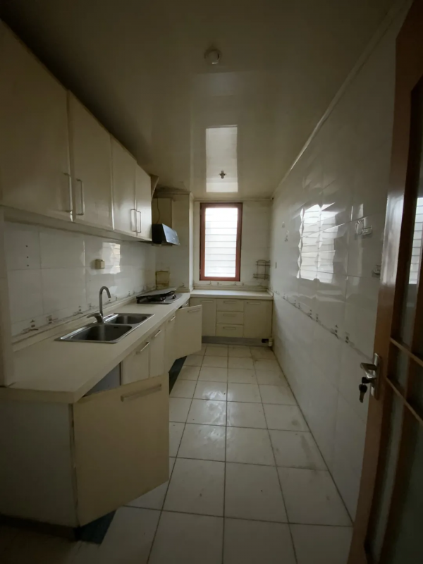 73㎡另類法式豪宅:廚房可以看電視,馬桶上面能洗手? 73㎡另類法式豪宅:廚房可以看電視,馬桶上面能洗手?