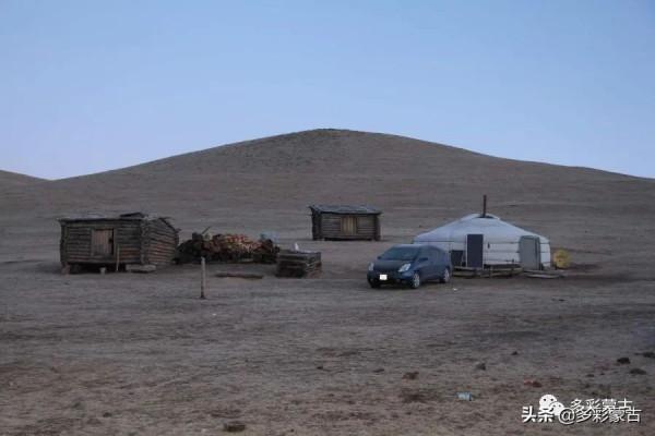 草原牧民人家的一天