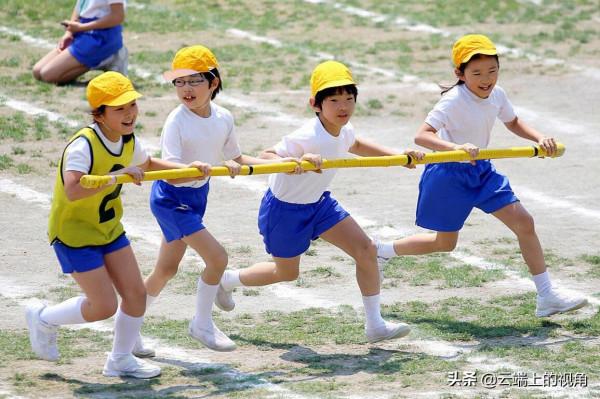 民眾支援愛子公主,保守派捧悠仁,保守派萬世一系的騷操作真好笑 民眾支援愛子公主,保守派捧悠仁,保守派萬世一系的騷操作真好笑