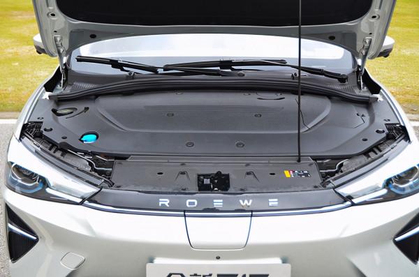 風格大變/續航升級 全新榮威Ei5實拍解析 風格大變/續航升級 全新榮威Ei5實拍解析