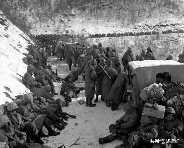 李奇微很困惑：美軍王牌師，居然被志願軍用手榴彈拖住七天七夜？