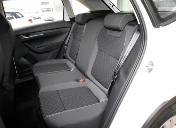 家裡人口少,買輛小型SUV就行,這三款省油、耐用、舒適、空間大 家裡人口少,買輛小型SUV就行,這三款省油、耐用、舒適、空間大