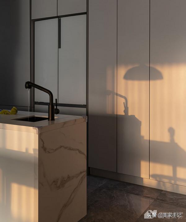 深圳夫妻136㎡的家，僅憑一個客廳就圈粉無數，不要電視牆太香了