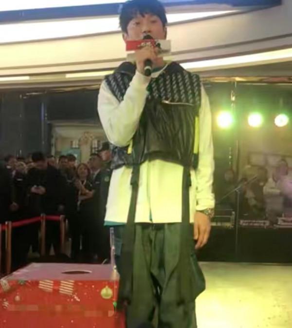 曾經火的一塌糊塗的歌手,時隔多年為何不見露面,他們都在幹什麼 曾經火的一塌糊塗的歌手,時隔多年為何不見露面,他們都在幹什麼