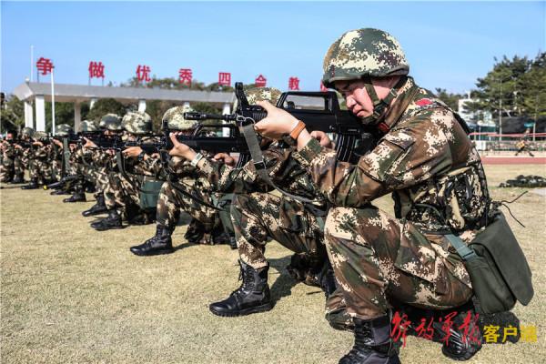 各部隊新年度軍事訓練高起點展開