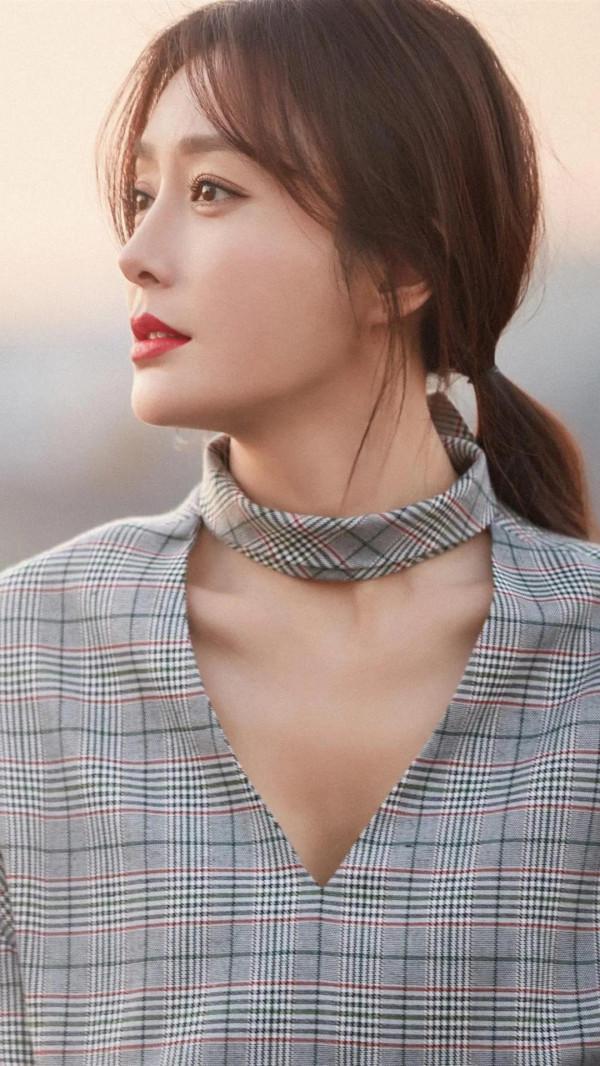 秦嵐高畫質桌布,精緻優雅的女人 秦嵐高畫質桌布,精緻優雅的女人