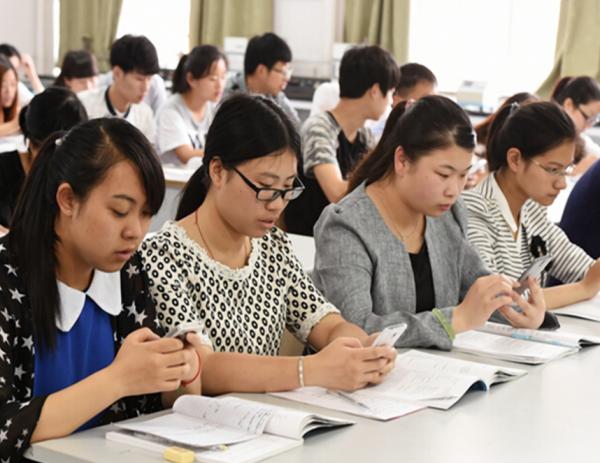 2021年高校出現荒涼場景,直降分數還招不滿學生,原因是什麼 2021年高校出現荒涼場景,直降分數還招不滿學生,原因是什麼