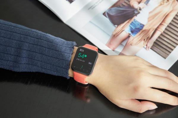 還在為聖誕禮物發愁？這四款實用數碼好物送禮很加分