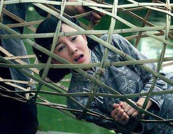 廣東水潭底發現大量女性遺骸，考古隊調查後，揭開一段殘忍黑歷史