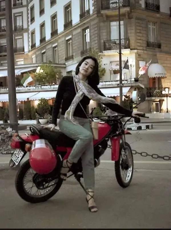 八卦爆料：張傑、楊紫、劉歡、陳紫函、林青霞、張柏芝、石天