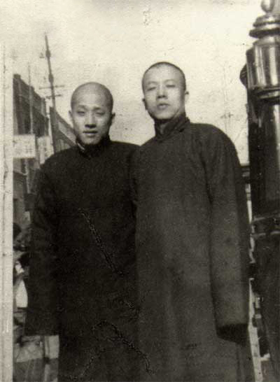 1951年朝鮮戰場，士兵報告：演員侯寶林犧牲了，一旁的侯寶林懵了