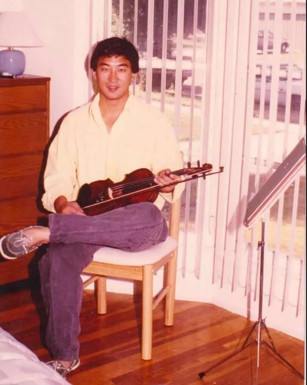 35歲物理天才跳樓自殺,李政道發來唁電:物理學失去了一顆新星 35歲物理天才跳樓自殺,李政道發來唁電:物理學失去了一顆新星