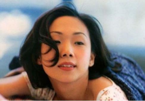 “媚眼歌姬”林憶蓮的三角疑雲 “媚眼歌姬”林憶蓮的三角疑雲