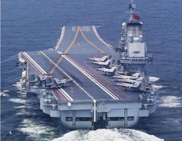 同樣都是開飛機，陸軍航空兵，海軍航空兵和空軍有什麼區別？