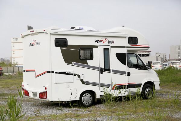 中美合資品牌，高階品質價格親民瑞弗V800E房車，為大廠品質點贊