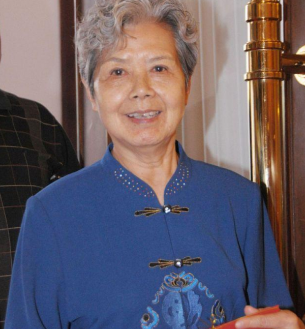 中國首位主持人沈力：享年87歲，撒貝南視她為偶像，曾救過趙忠祥