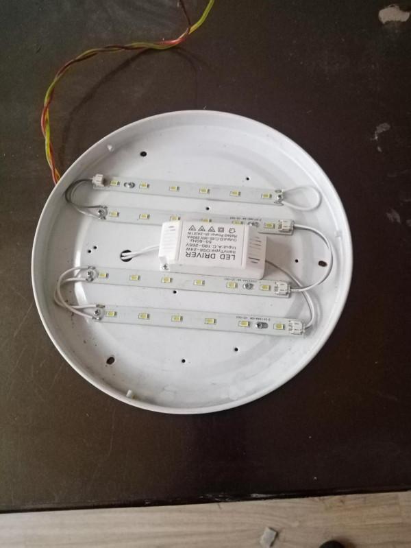 家用的LED照明器材壞了先別扔,修復很簡單 家用的LED照明器材壞了先別扔,修復很簡單