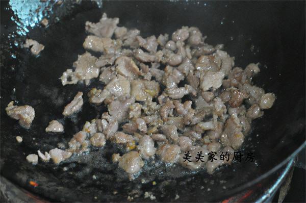 秋意漸濃，這菜抓緊吃，農村到處是，清潤爽脆跟肉是絕配