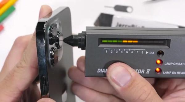 新 一代的iphone13 釋出了，你知道應該怎麼保護你的手機嗎？