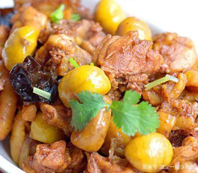 品味古鎮的歷史文化，嘗古鎮的傳統美食