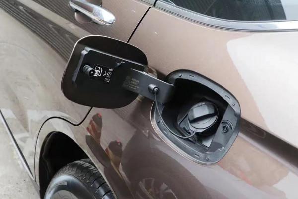 哈弗M6報油箱壓力感測器訊號偏移故障怎麼處理? 哈弗M6報油箱壓力感測器訊號偏移故障怎麼處理?