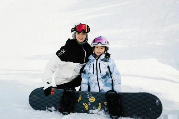 一點都不浪費爹媽基因：這些星二代個個長得古靈精怪，活潑又好看