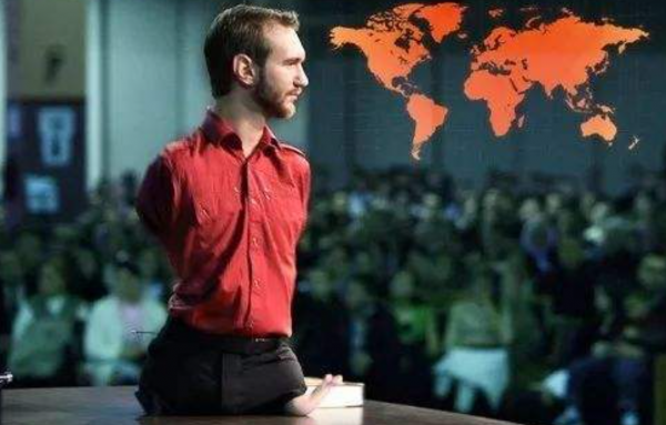 1982年，那個天生沒有四肢的澳大利亞男子尼克&CenterDot;胡哲，後來怎樣了