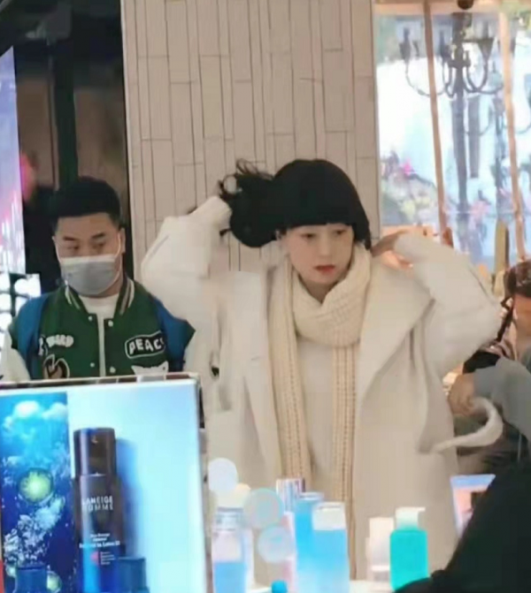 45歲馬伊琍演少女上癮？戴齊劉海假髮扮嫩太違和，不過身材是真好